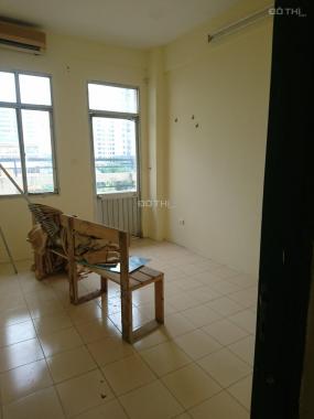 Cho thuê căn hộ chung cư 2 PN giá rẻ tại N3B Lê Văn Lương. LH: 0914.838.353