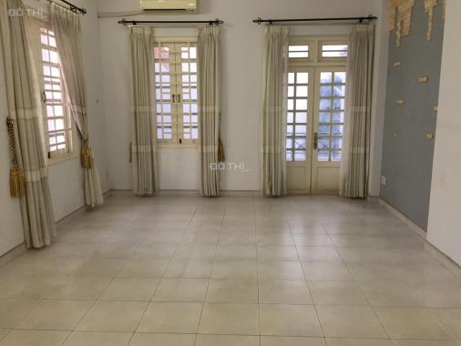 Cho thuê nhà MT 40B2 Nguyễn Văn Đậu, P. 5, Q. Phú Nhuận, DTSD 800m2, trệt, 4 lầu, nở hậu 15m