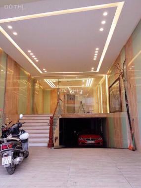 Cho thuê MBKD tầng 1, DT 55m2, MT 5.5m tại Hoàng Quốc Việt, vị trí đẹp, giá tốt. LH: 0964.05.2828