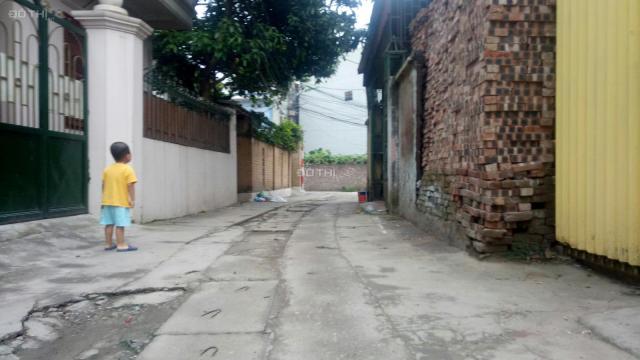 Bán đất tại đường Tân Phong, Xã Thụy Phương, Bắc Từ Liêm, Hà Nội, DT 60m2, giá 30 triệu/m2