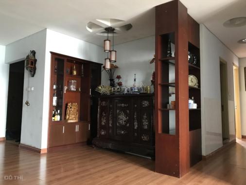 Cần bán căn hộ chung cư số 91 Nguyễn Chí Thanh, DT 126m2. Giá 30 tr/m2