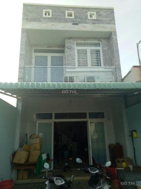 Bán nhà đẹp 4PN đường Song Hành, huyện Hóc Môn, sang tên nhanh