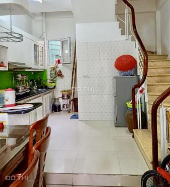 Bán nhà Trần Khát Chân, Phố Huế, Bạch Mai 26m2, 2.05 tỷ