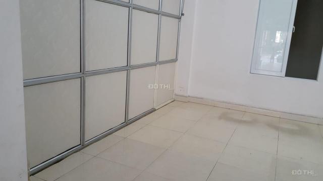 Cho thuê cửa hàng DT 60 m2, mặt tiền 5m phố Lê Hồng Phong, Q. Hà Đông, Hà Nội