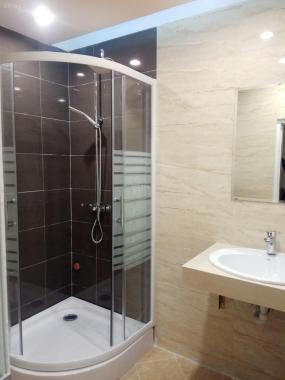 Bán nhà Trương Định, Nguyễn Chính, ngõ rộng ô tô đỗ cổng, DT 33m2 x 5T mới. Giá 2.7 tỷ