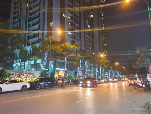 Bán nhà phố Khương Đình - Thanh Xuân, DT 40m2, vỉa hè rộng, kinh doanh đỉnh, giá 5.8 tỷ