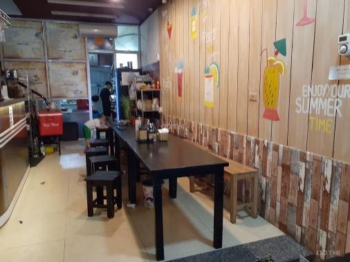 Sang nhượng nhà hàng ăn uống, DT 100 m2 x 4T, mặt tiền 5m phố Nguyễn Văn Lộc, Q. Hà Đông, Hà Nội
