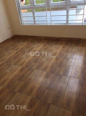 Bán nhà phố Thông phong Tôn Đức Thắng, Đống Đa, diện tích 40m2, 5 tầng, chỉ 4 tỷ