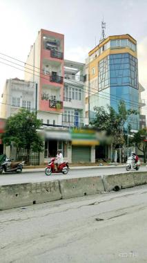 Bán nhà 1 lửng, 1 lầu mặt tiền Huỳnh Tấn Phát, phường Tân Phú, Quận 7
