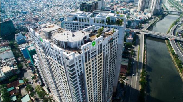 Bán căn hộ 2PN Saigon Royal Quận 4, diện tích 80m2, giá chỉ 5.7 tỷ, LH: 0903719284