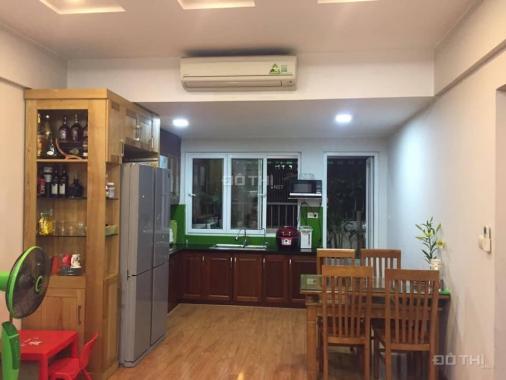 Cần bán căn hộ chung cư CT17 Green House Việt Hưng, 72m2, giá: 23,5 triệu/m2. LH: 0984.373.362