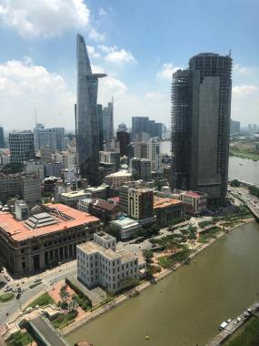 Cần bán nhanh 2 phòng ngủ Saigon Royal, Quận 4, giá tốt, diện tích 88m2, view sông