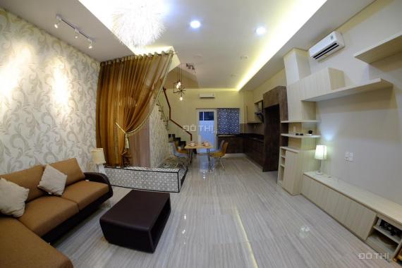 Bán nhà phố đẹp, chính chủ, khu dân cư Mega Village Khang Điền Q9