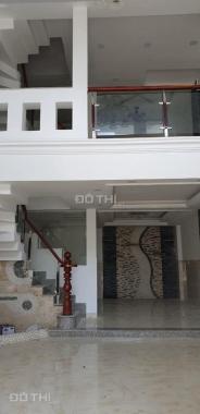 Bán nhà HXH Huỳnh Tấn Phát TT Nhà Bè 6x13m, trệt, lửng, 2 lầu, ST, 4.1 tỷ