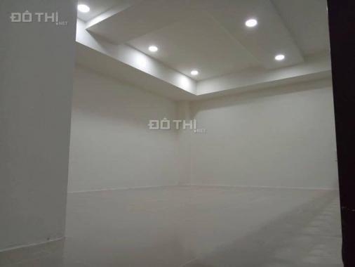 Cho thuê nhà riêng tại Trương Định 33m2 có điều hòa, nóng lạnh, giá 5tr/tháng. LH: 0935887117