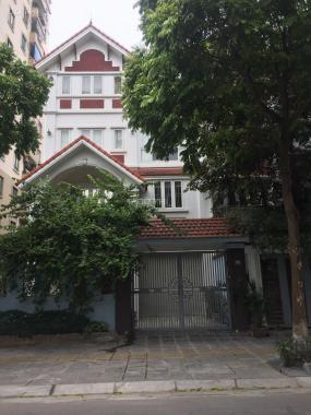 Cho thuê biệt thự Nguyễn Chánh, Trung Hòa, rẻ, đẹp làm: Văn phòng, mầm non, kinh doanh online