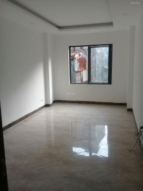 Bán nhà ngã tư Xã Đàn - Lê Duẩn, 26m2 x 5T cực đẹp, cạnh CV Thống Nhất và ĐH Bách Khoa, giá 2,6 tỷ