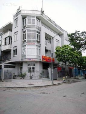 Biệt thự, lô góc KĐT Văn Phú 135m2, nhà đẹp, kinh doanh tốt, cho thuê 45 tr/tháng. Chỉ 9.85 tỷ