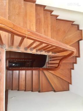 Bán gấp nhà ngõ 218 Lạc Long Quân, 1,95 tỷ 22m2 x 3T, liên hệ 0961563937