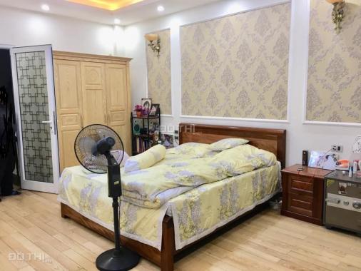 TRƯƠNG ĐỊNH: DT 54m2, 4 tầng, MT 5m, giá RẺ