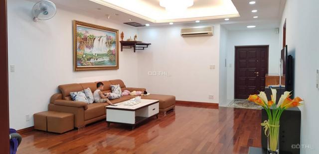Bán chung cư 91 Nguyễn Chí Thanh, 133m2, căn hộ sửa chữa đẹp