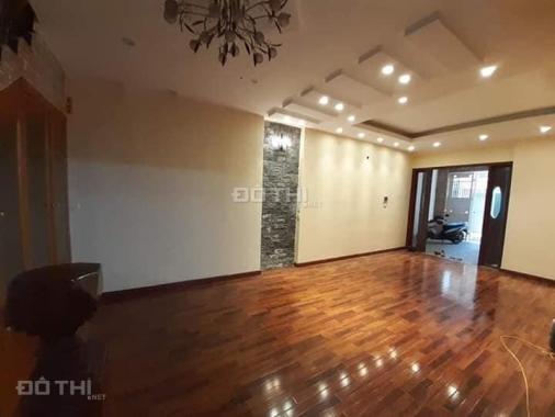 Bán gấp nhà mới phố Tôn Đức Thắng, 70m2, 3.5 tầng, ô tô cách nhà 15m, 5.2 tỷ, 0948.74.8833