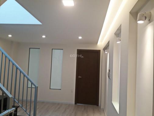 Bán nhà mới đẹp 3 tầng hẻm 1041 Trần Xuân Soạn, Quận 7