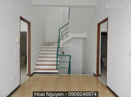 Cho thuê villa mini Làng Báo Chí, Quận 2, 3PN, full NT, hướng ĐN, giá 27 tr/th. LH 0909246874
