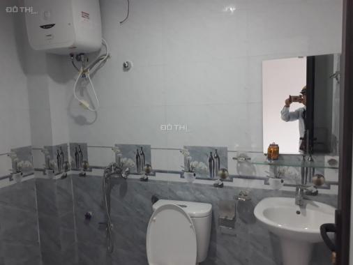 Ô tô cạnh nhà kinh doanh văn phòng cực tốt Khương Đình, Thanh Xuân 43m2 x 5 tầng. Giá hơn 3 tỷ