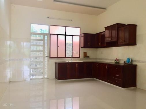 Cho thuê nhà riêng tại phường Phú Thứ, Cái Răng, Cần Thơ diện tích 90m2, giá 14 triệu/tháng