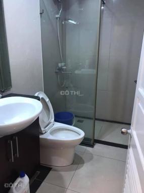 Cần bán gấp căn CC lô góc view hồ, 120m2, full nội thất. Gía 2.99 tỷ