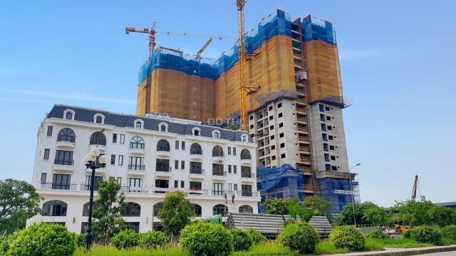 Bán căn hộ chung cư KĐT Việt Hưng thiết kế 2PN+1 view đẹp, vay NH 0% lãi suất, CK 3%