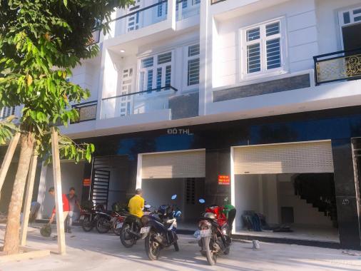 Bán nhà trung tâm hành chính huyện Bàu Bàng 150m2, giá 900tr