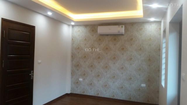 Bán gấp nhà phố Thái Hà, DT 52m2 x 7T, vỉa hè kinh doanh 3 ô tô tránh, giá 12 tỷ