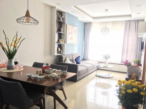 Cần bán gấp căn hộ Saigonres Plaza căn góc 2 PN có nội thất, giá 2.65 tỷ, LH: 0937749992