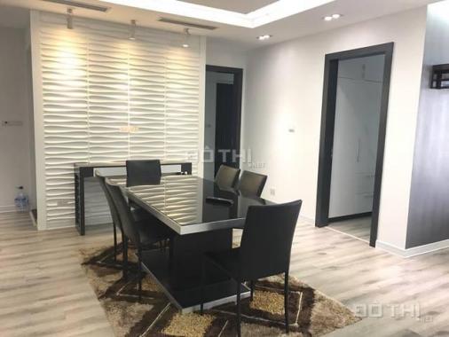 Cho thuê CHCC Royal City Nguyễn Trãi, Thanh Xuân, 110m2, 2 phòng ngủ, full đồ, giá rẻ: 0963217930