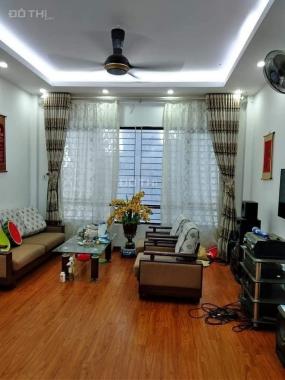 Bán nhà cuối Nguyễn Chí Thanh, Ba Đình, 38m2 * 5 tầng, ngõ thông, ô tô đỗ cách nhà 10m, 3.5 tỷ