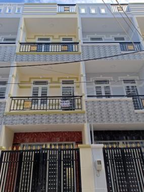 Cần bán nhà tại Lê Văn Lương, Phước Kiển, 2 lầu, sân thượng, 4,4 x 11m. Chỉ 2,35 tỷ vào ở ngay