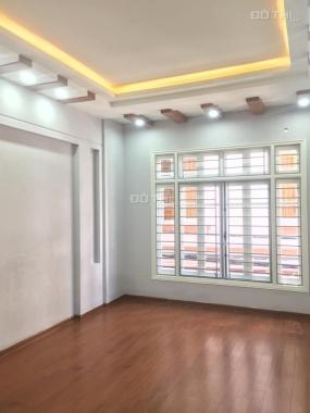 Chính chủ bán nhà Tôn Thất Tùng, DT 30m2, giá 2.75 tỷ