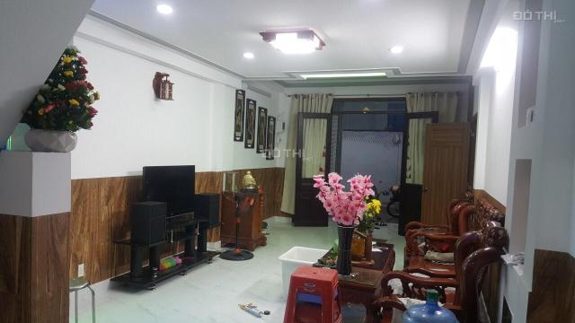 Bán nhà HXH đường Nguyễn Văn Săng, P. Tân Sơn Nhì, Q. Tân Phú: 5 x 17,1m, 2 lầu, 1 ST mới