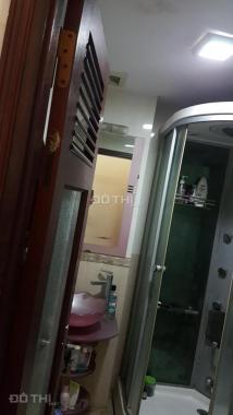 Cần bán nhà phố Tông Đản, ngay sát mặt phố 5 tầng, tầng 1PN, 1WC, 30m2, giá 12 tỷ. LH: 09032434ố