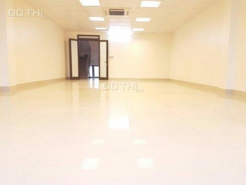 Còn duy nhất mặt sàn văn phòng Lê Văn Lương 100m2, giá 17 tr/th, giá tốt nhất khu vực