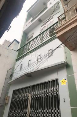Nhà 3 tầng, HXH, Phú Nhuận, DT: 40m2, giá 5.2 tỷ