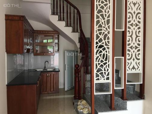 Bán nhà lô góc phố Vĩnh Hưng, Hoàng Mai 2 tỷ 25, 32 m2 x 5 tầng, nhà mới đẹp