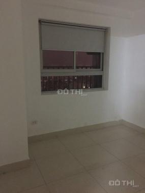Cho thuê căn hộ chung cư 137 Nguyễn Ngọc Vũ, 2PN, đồ CB giá thuê 8 tr/th. LH 0917851086