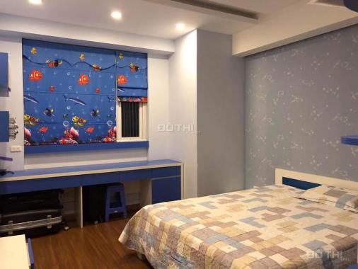 Cho thuê CHCC N04 Trần Duy Hưng - Hoàng Đạo Thúy, 130m2, 3 phòng ngủ sáng, đủ đồ đẹp, giá rẻ nhất