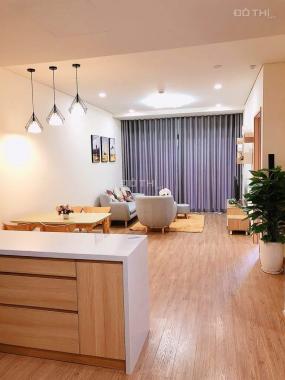 Cần cho thuê gấp căn hộ 2 phòng ngủ, 1 đa năng, 86m2 Sky Park Residence, giá rẻ nhất thị trường
