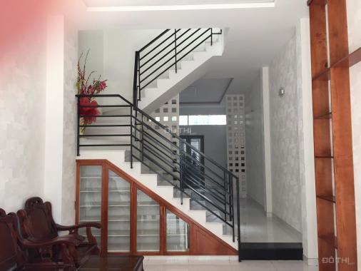 Bán nhà đường Cầu Xéo, Phường Tân Sơn Nhì, DT: 4x15m, đúc 2 lầu mới đẹp hoàn công 2017. Hẻm nhựa 6m