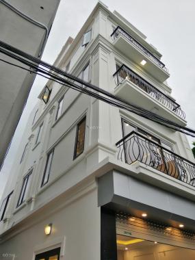 Nhà mới diện tích đất 53m2 x 4,5tầng, trong ngõ 640 đường Nguyễn Văn Cừ, phường Gia Thụy, Long Biên
