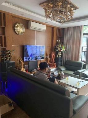 Bán nhà mặt phố Trương Định, 60m2, MT 5.3m vỉa hè to giá chỉ 13.5 tỷ